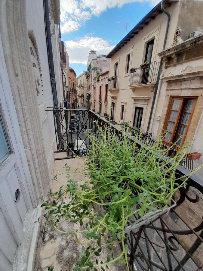 דירות סירקוזה Ortigia Family House מראה חיצוני תמונה