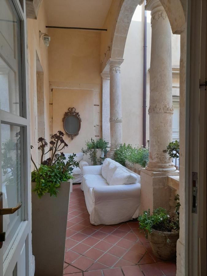 דירות סירקוזה Ortigia Family House מראה חיצוני תמונה